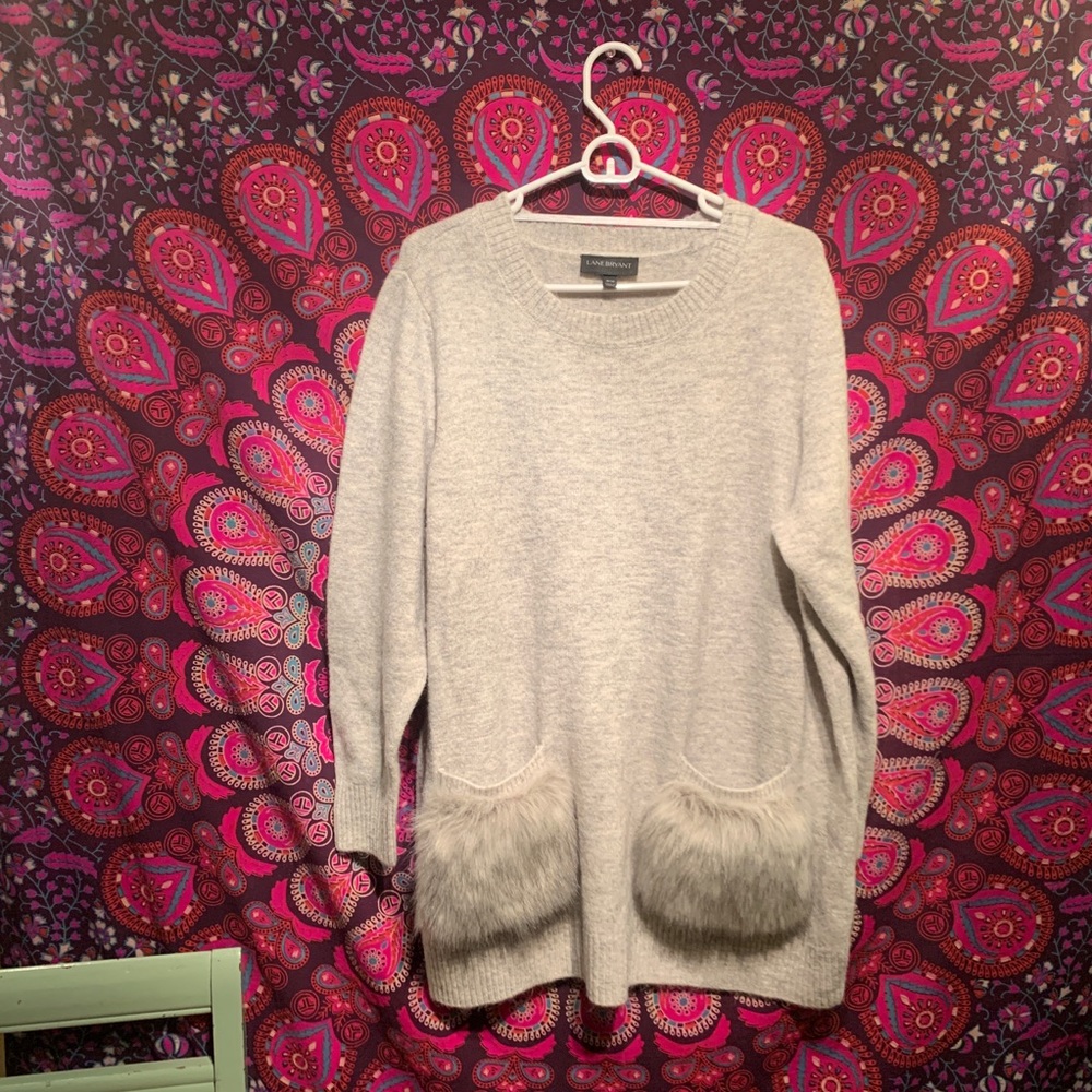 Lane Bryant gray sweater with fur pockets!
